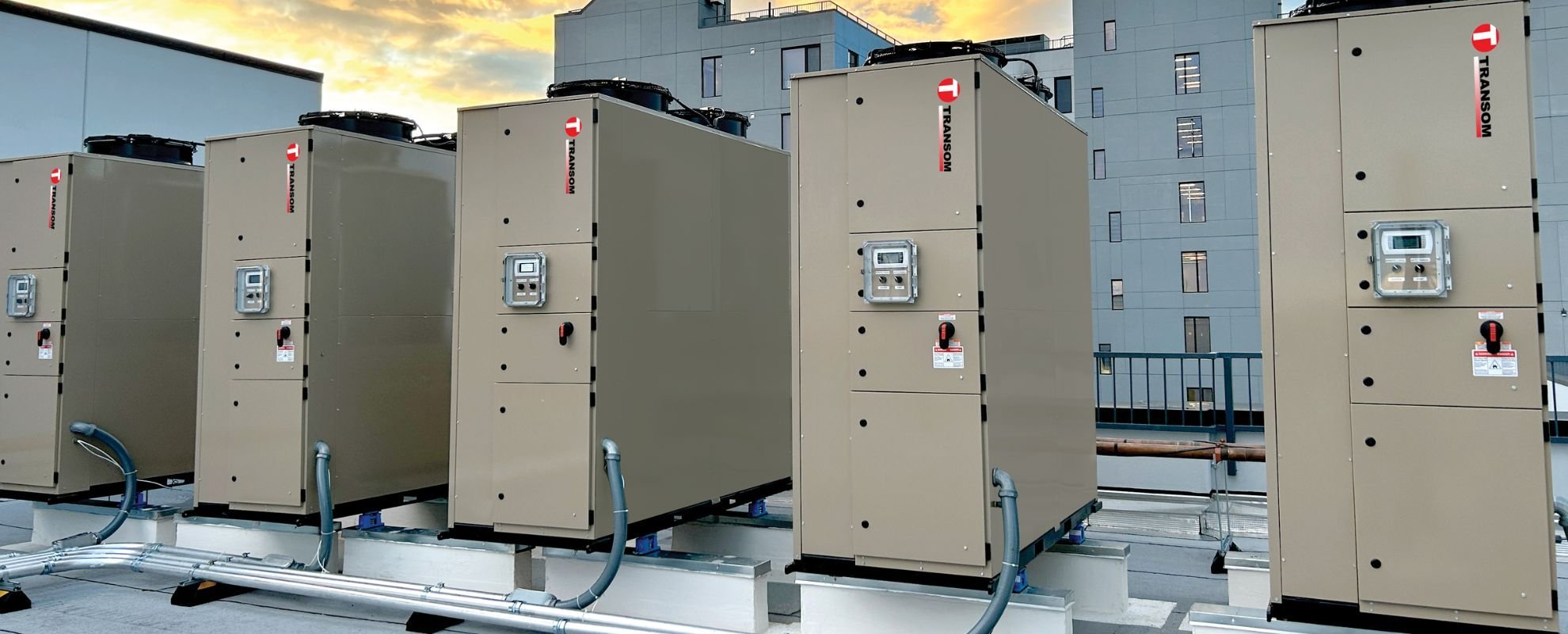 Transom high-temperature commercial heat pump system deliver hot water for hydronic heating and water heating in commercial buildings